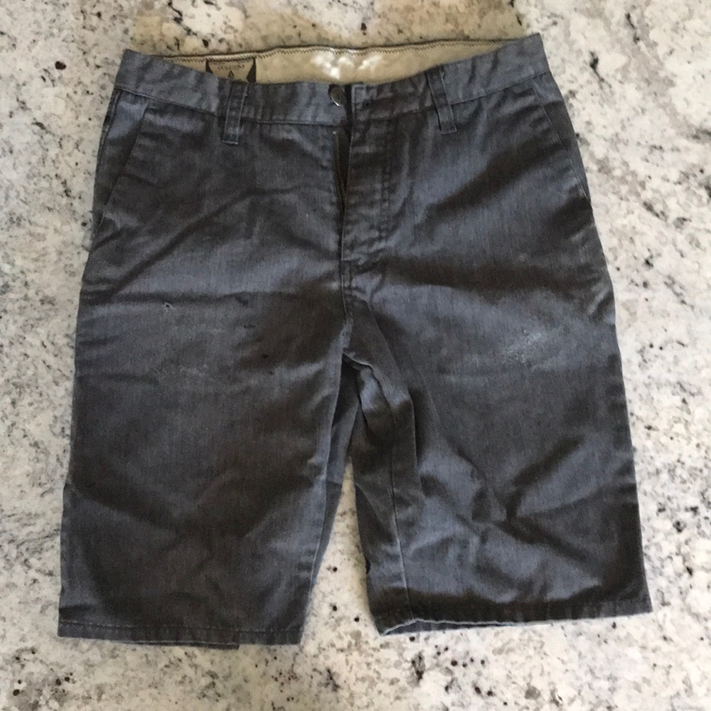 Volcom shorts